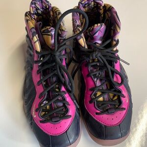 Nike Pink and Black high top Athletic Shoes size 3.5 y unisex